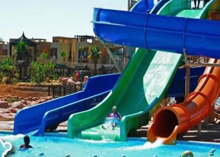 Alpesi faház قريه بلو باي اسيا Blue Bay اكاسيا